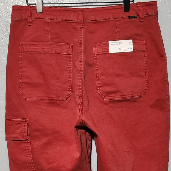 RISEN NWT High Rise Cargo Boyfriend Jeans Rolled Up Hem Size 15/32 Color Brick - Picture 8 of 16